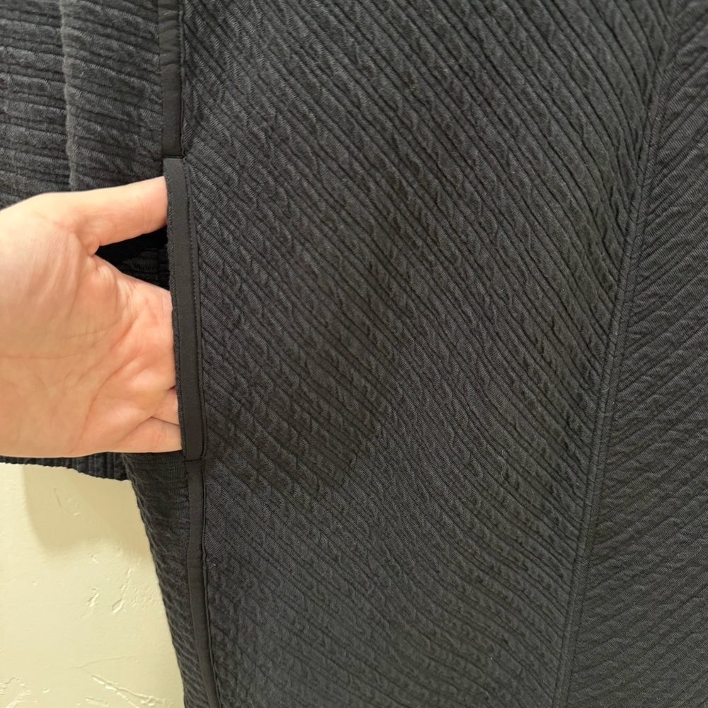 Lululemon On Repeat Dress Black Long-Sleeve Textured Removable Collar Women's 6 - Picture 10 of 15
